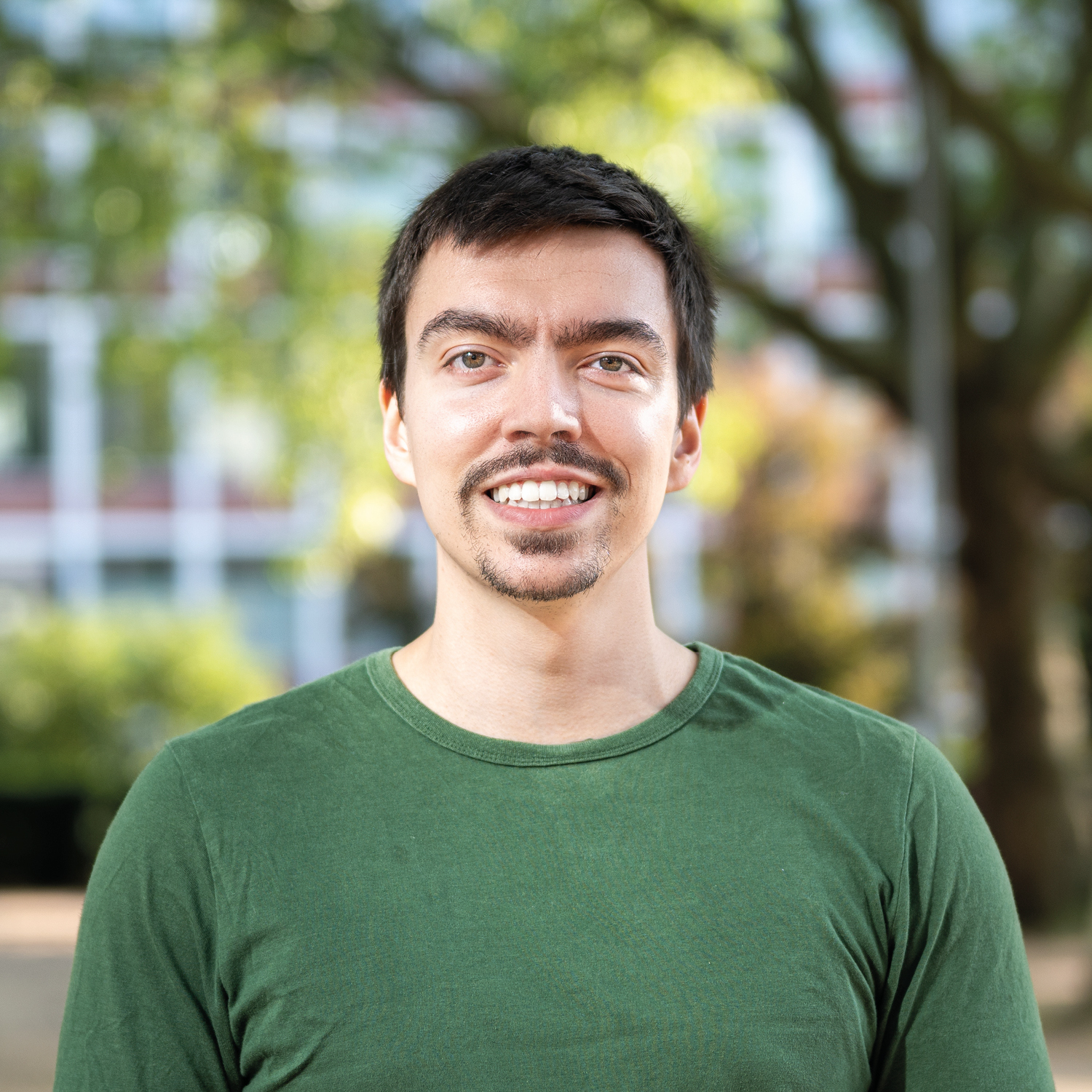 Fabian Müller (er/ihm)