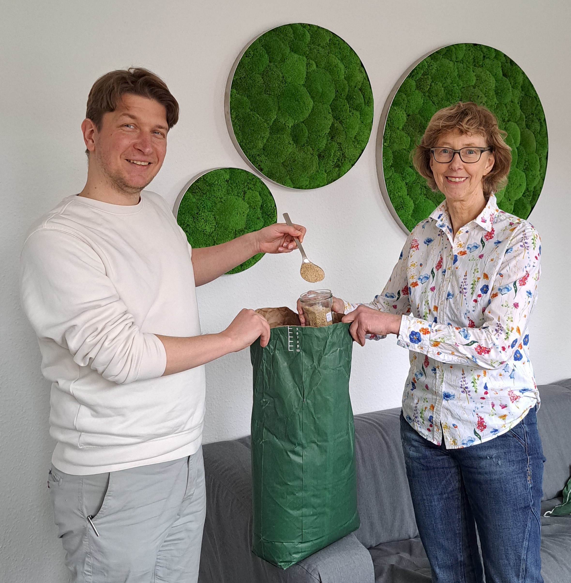 GRÜNE verteilen wieder kostenlos Wildpflanzensamen