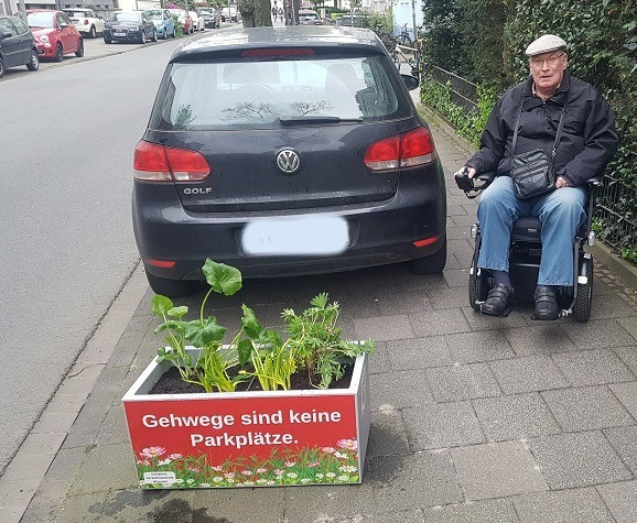 „Gehwege sind keine Parkplätze!“ – Interview mit Stefan Tigges (Initiative Verkehrswende Münster)